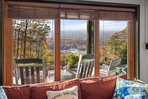 TV connectée, cheminée