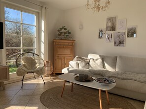 TV, DVD player, aparelho de som