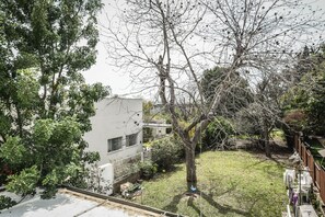 Terrace/patio - Relax in a Rural Retreat 2BR Apt wGarden (Ramat Hasharon)
