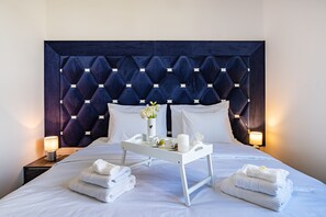 3 bedrooms, in-room safe, iron/ironing board, travel crib