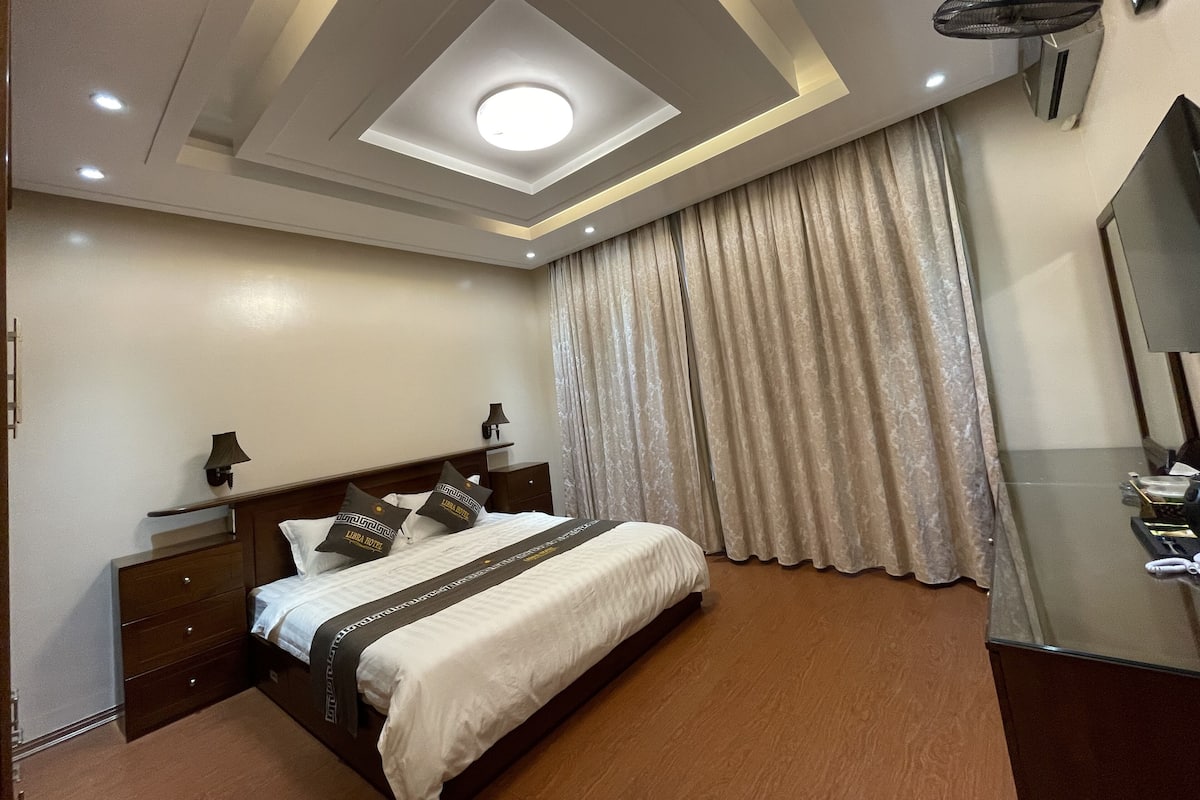 Deluxe Double Room | Premium bedding, memory foam beds, free minibar items, desk