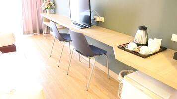 Basic Room | 1 bedroom, desk, laptop workspace, free WiFi