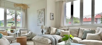 Cala Berellín Prellezo Cantabria, Casa a estrenar, piscina, al lado de Cala Berellín