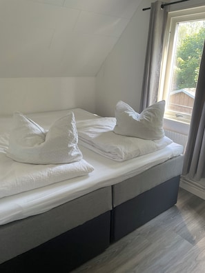 3 sovrum, strykjärn/strykbräda, resesäng och gratis wi-fi