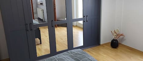 2 chambres, Wi-Fi gratuit, draps fournis