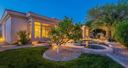 Luxury Grayhawk Retreat~Pool~Spa~19th Hole 🏡Game Room ~BBQ ~Golf Nearby