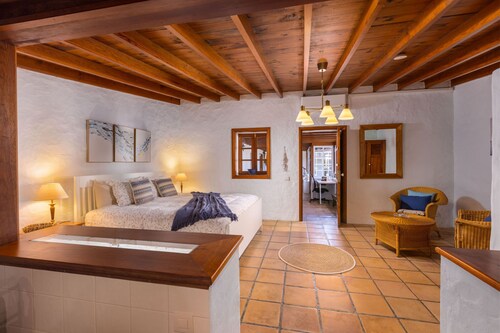 EL BARRANCO, exclusive canarian villa