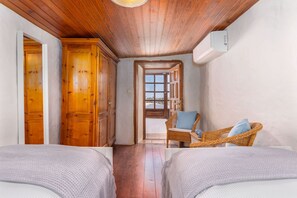 3 Schlafzimmer, Zimmersafe, Bügeleisen/Bügelbrett, kostenloses WLAN