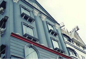 Front of property - Signature Inn (Nagpur)