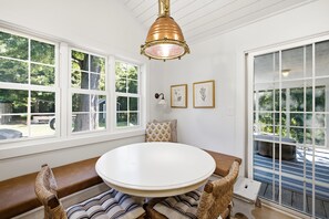 Dining - Pro Designer Cottage, 4/10 Mile to New Circle Beach (Lakeside)