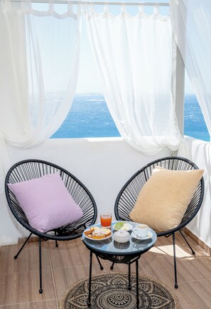 Honeymoon Suite | Terrace/patio - Amelie Suites (Mykonos)