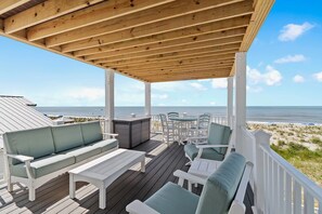 Property grounds - 7BR/5.5BA Home - BRAND NEW, Oceanfront, POOL, ELEVATOR, Sleeps 22 (Oak Island)