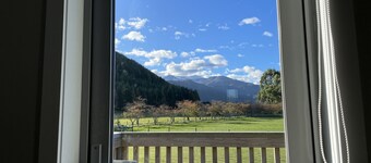 Chalet 4 (1 Bed) Pudding Hill