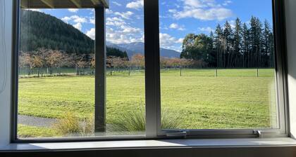 Chalet 5 (5 Bed) Pudding Hill