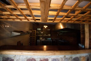 Bar (on property) - IKORO HOUSE (Kigali)