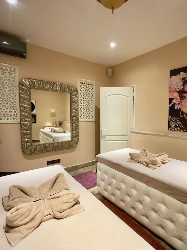 Couples treatment room(s), steam room, Turkish bath/hammam