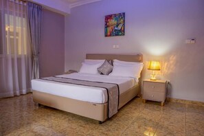 1 bedroom, WiFi, bed sheets - Bukandula Hotel  Rubaga Rd, Kampala (Kampala)