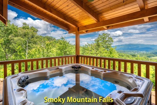 BRAND NEW, STUNNING MOUNTAIN VIEWS, AMENITIES JUST FOR YOU! NEAR NATIONAL PARK!