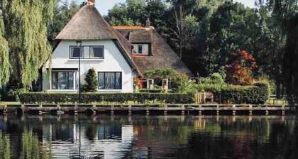 Stylish family home âDe Kraggehofâ
