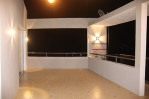 Panoramic Suite, Jetted Tub, Sea View | Terrace/patio