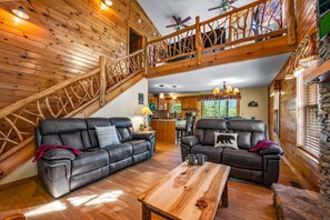 Smart TV, caminetto, videogiochi, tavolo da calcetto