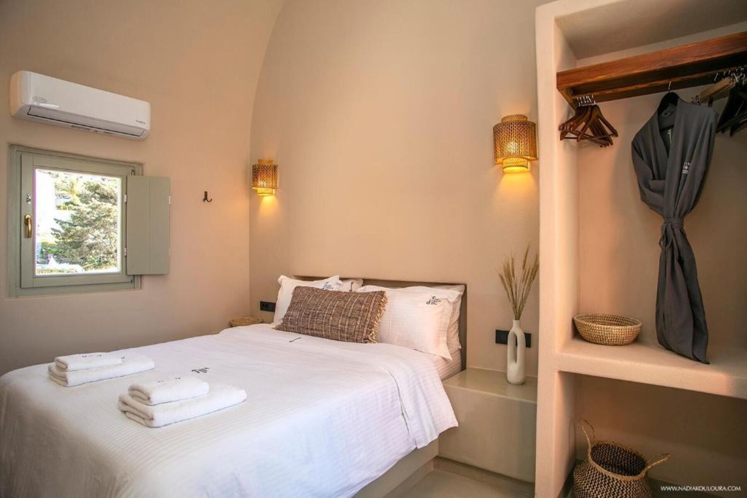 2 chambres, bureau, fer et planche à repasser, accès au Wi-Fi (inclus)