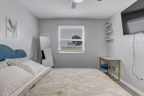 2 chambres, bureau, Wi-Fi gratuit, draps fournis
