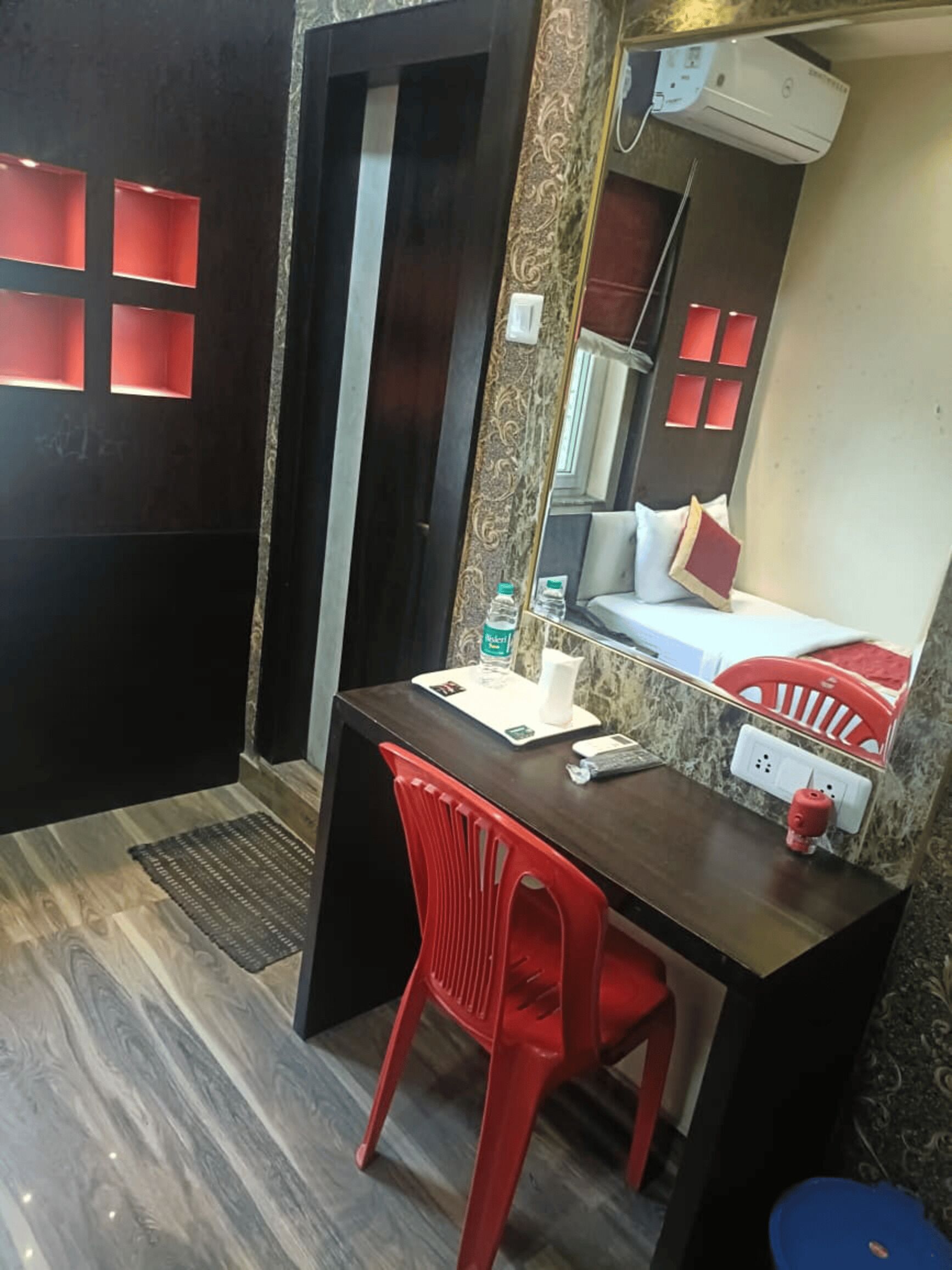 Habitación individual estándar | Wifi gratis y ropa de cama 