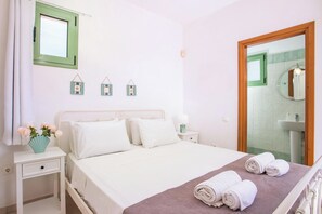 2 slaapkamers, geluiddichte muren, een strijkplank/strijkijzer