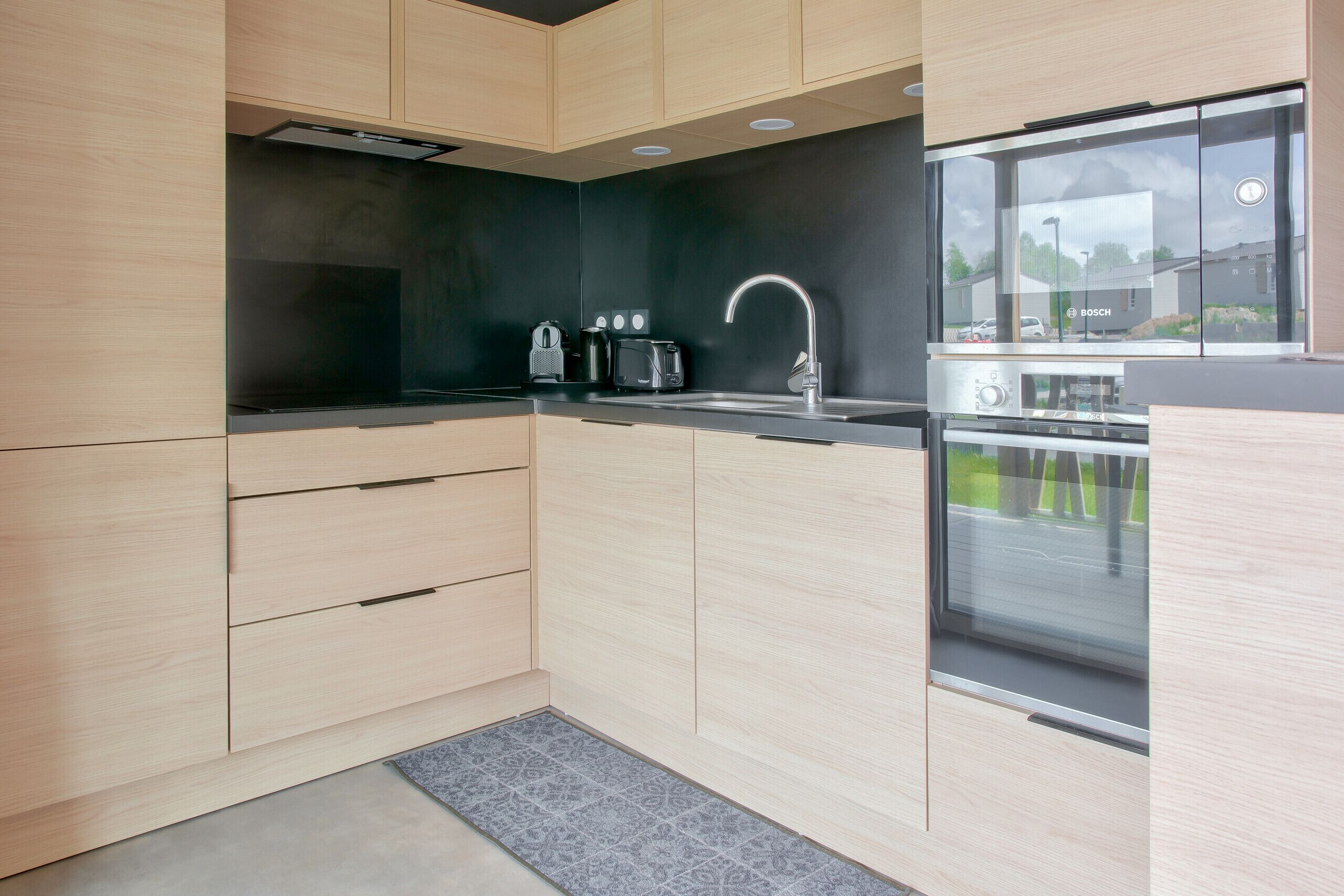 Réfrigérateur, micro-ondes, four, lave-vaisselle