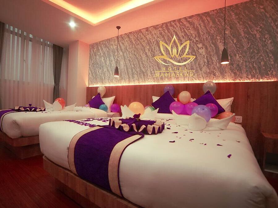 Quarto triplo família | Roupas de cama premium, quartos à prova de som, Wi-Fi de cortesia