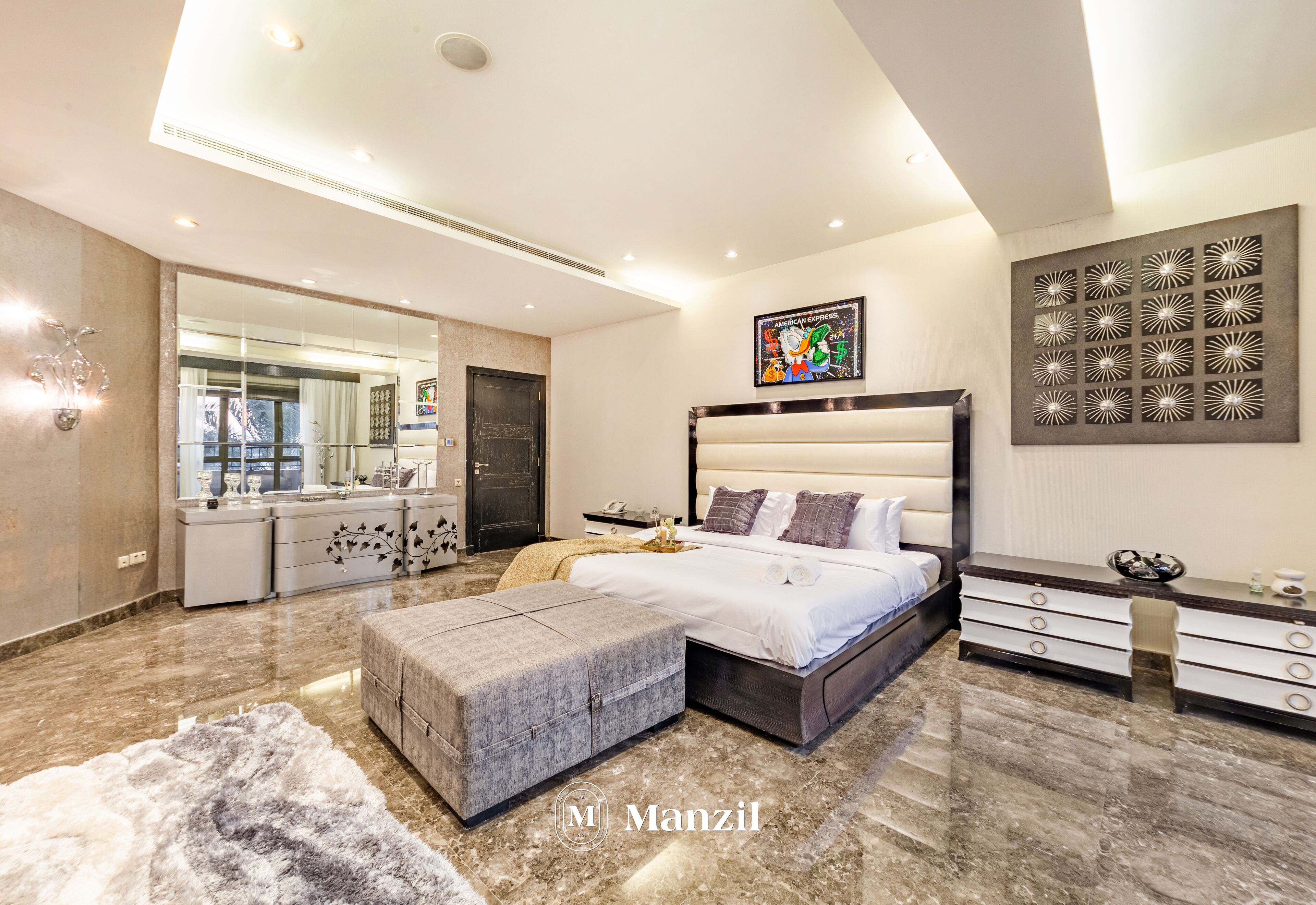 Photo - Manzil - Ultra Luxury 6BR Signature Villa with Pool, Theatre and Beach Access in Palm Jumeirah