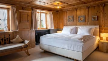 Premium Suite Schussanger | 1 室のベッドルーム、低刺激性寝具、セーフティボックス (室内)、旅行用ベビーベッド