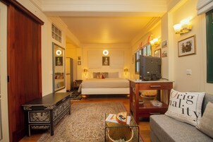 Caja de seguridad en la habitación, wifi gratis y ropa de cama 