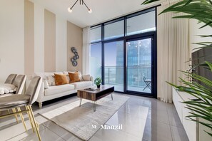 Living area - Manzil - Modern 3BR in Business Bay nr Dubai Mall (Dubai)