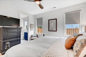 4 habitaciones, tabla de planchar con plancha, internet y ropa de cama 