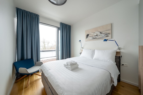 Premium bedding, individually decorated, iron/ironing board, free WiFi