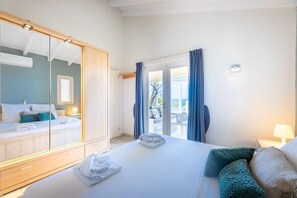 3 slaapkamers, een strijkplank/strijkijzer, wifi, beddengoed