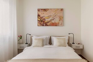 1 bedroom, desk, iron/ironing board, travel cot - Wonderful studio near Lake Lugano - Free Parking (Lugano)
