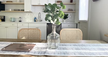 King Size Sun Rise Midcoast Lovely Stay