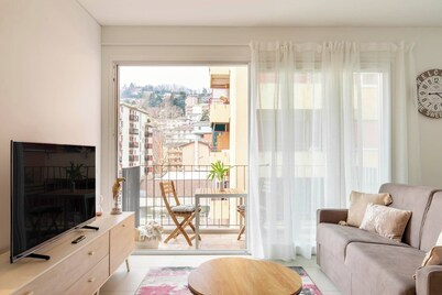 LUNA LUX - Elegant and central apartment with parking space