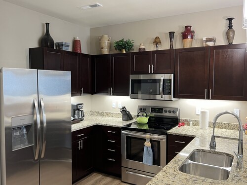 Ground Floor Condo with Indoor Pool in the Heart of Branson