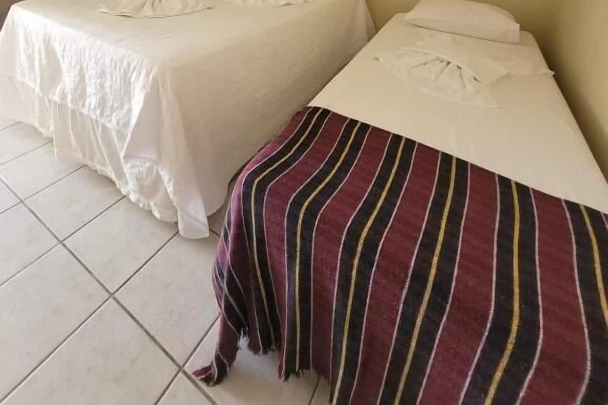 Tremannsrom – standard | Minibar, wi-fi (inkludert) og sengetøy