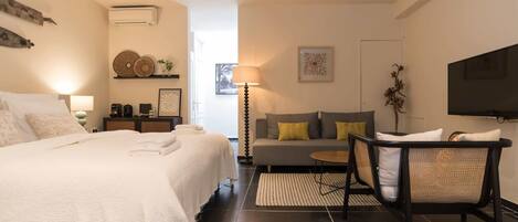 1 habitación, wifi y ropa de cama
