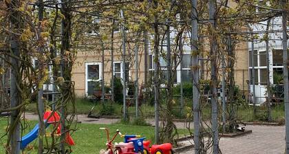 Family-friendly Flat at the Foot of The Bird Hill