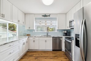 Fridge, microwave, oven, stovetop - Corner Lot Home w/Backyard Oasis | Private Pool & Spa | 3 Min to Beach | 6 Bikes (Seagrove Beach)
