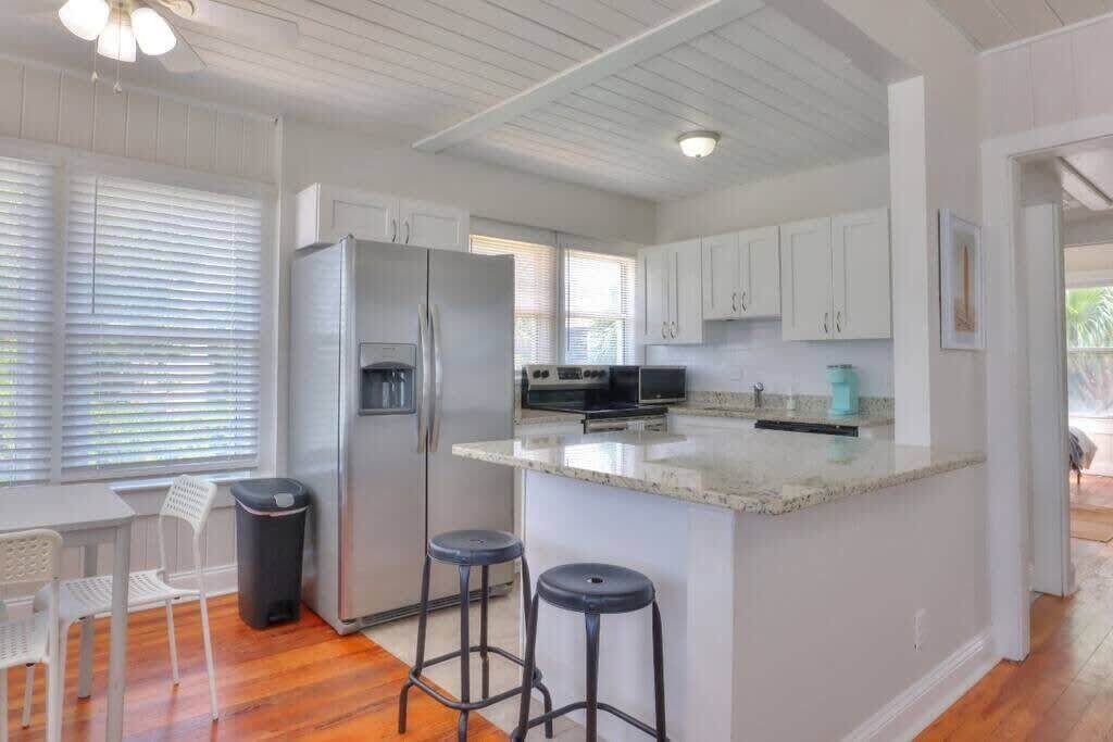 Fridge, coffee/tea maker, cookware/dishes/utensils