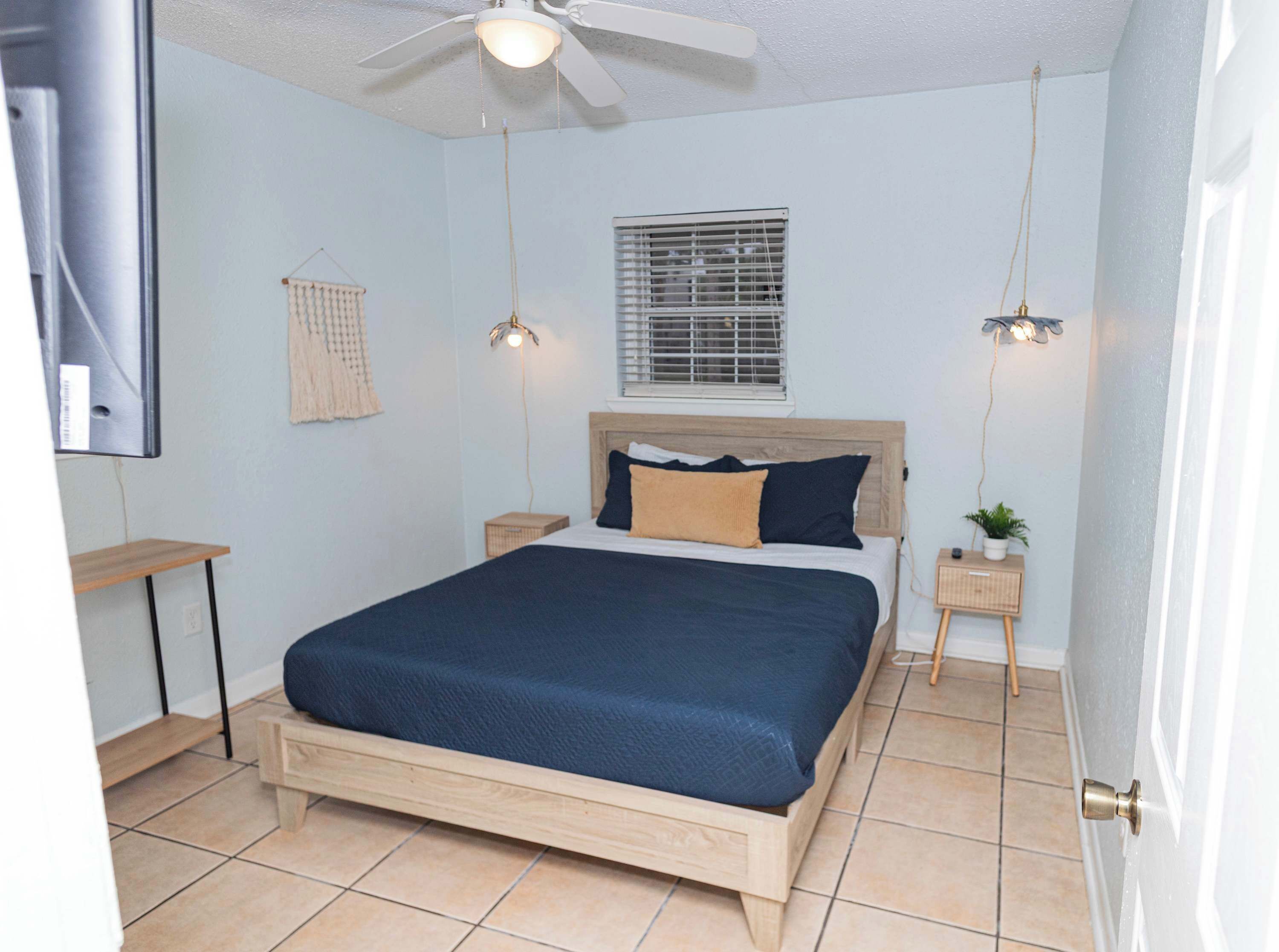 3 bedrooms, iron/ironing board, WiFi