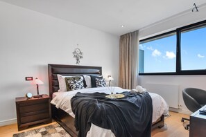 1 غرفة نوم ومكتب وواي فاي مجانًا