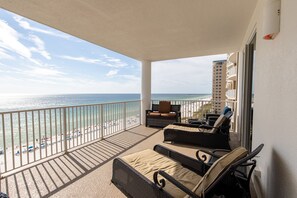 Property grounds - Ocean Ritz 4 Bedroom 4 bath***2 Master BRs on the ocean**Nicest Balcony in PC (Panama City Beach)